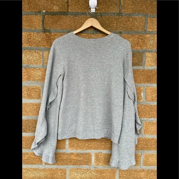 Alc Ruffle Sleeve Grey Sweater medium - Picture 7 of 13
